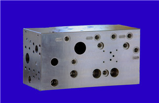 Stal węglowa Części obrabiane CNC, Blok zaworu hydraulicznego